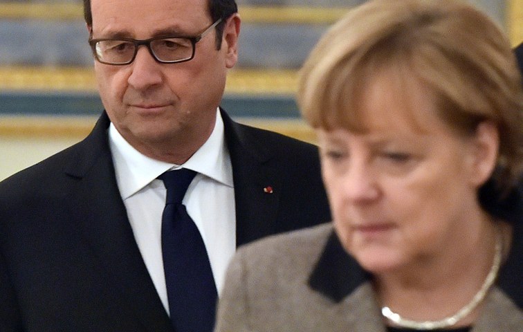 Merkel und Hollande haben sich vorsichtige Gesichter verordnet