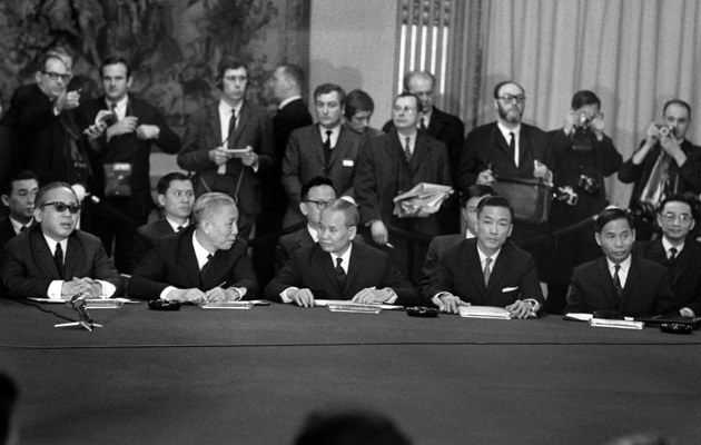 Die nordvietnamesische Delegation auf der Pariser Konferenz, der Auftakt im Januar 1969  