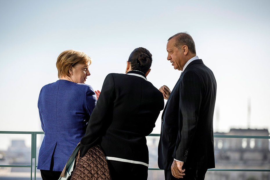 Die Außenpolitik der Ära Merkel beherrscht ein Missio­nierungseifer, der häufig dip­lomatische Professionalität ver­missen lässt