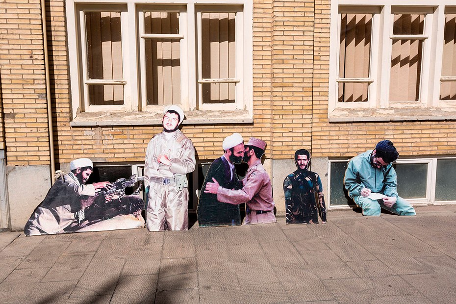 In Täbriz erinnern Bilder an Kriegsteilnehmer gegen den Irak