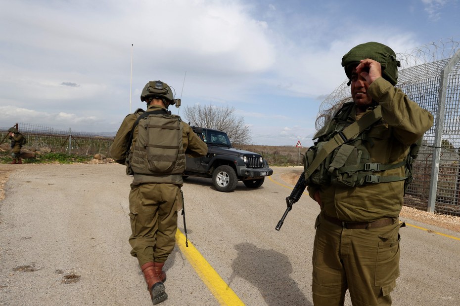 Die israelische Armee erklärt Ortseingänge mehrerer palästinensischer Gemeinden zu militärischem Sperrgebiet