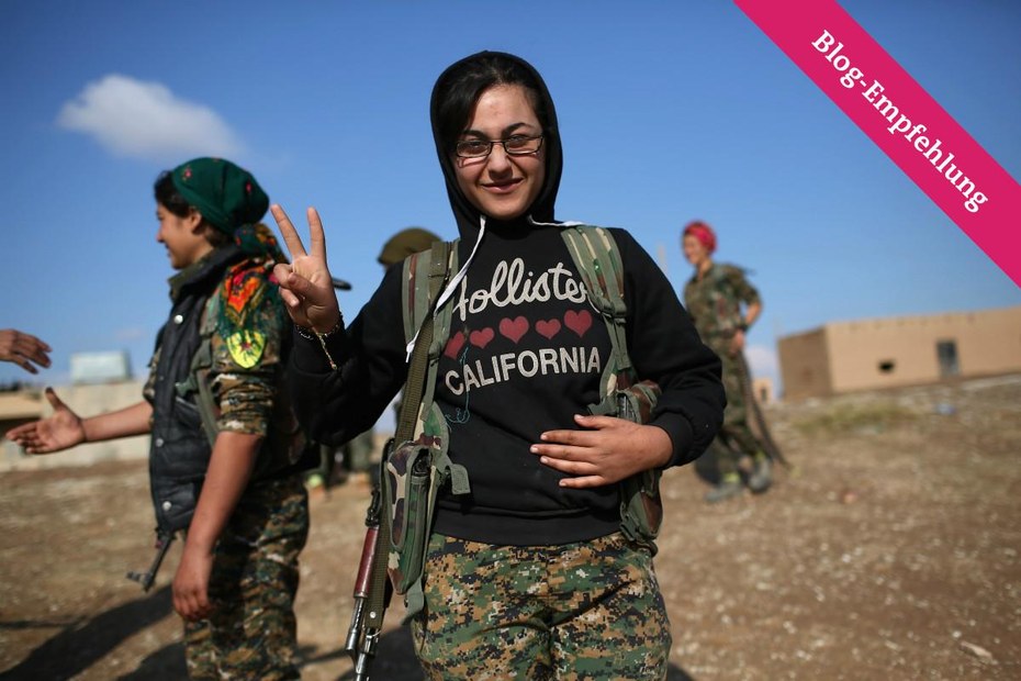 Eine SDF-Soldatin in Rojava