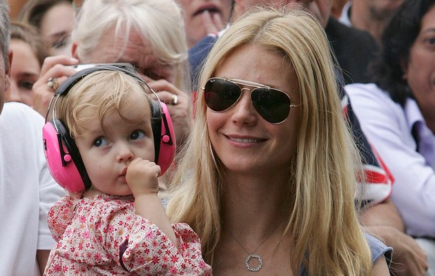 Der Apfel fällt nicht weit vom Stamm: Mama Gwyneth mit Tochter Apple bei Papas Konzert
