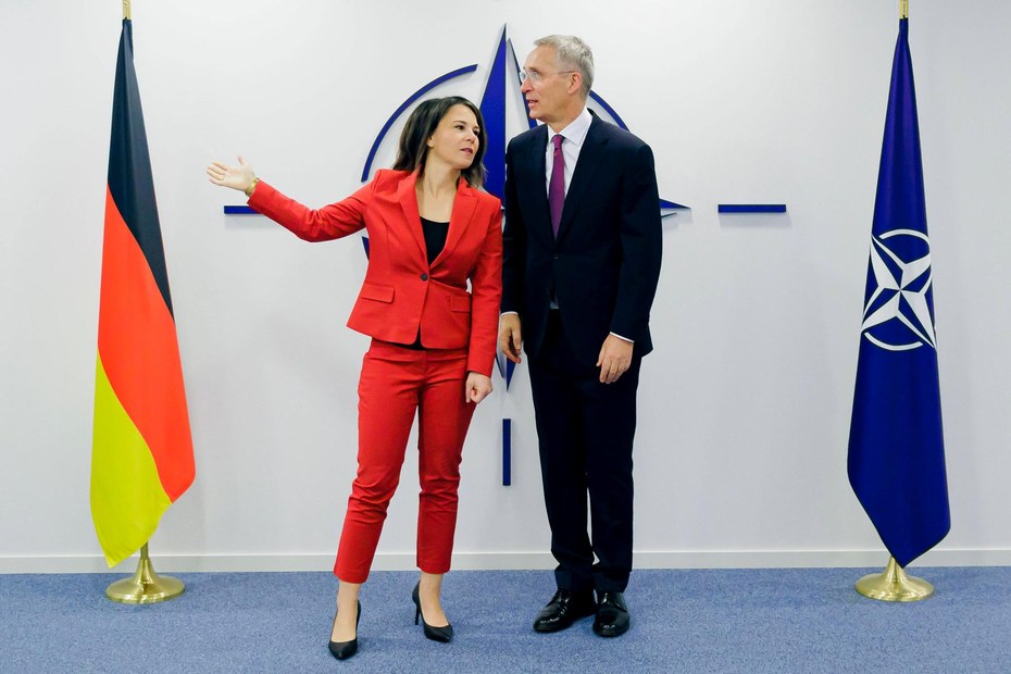 Außenministerin Annalena Baerbock und NATO-Generalsekretär Jens Stoltenberg