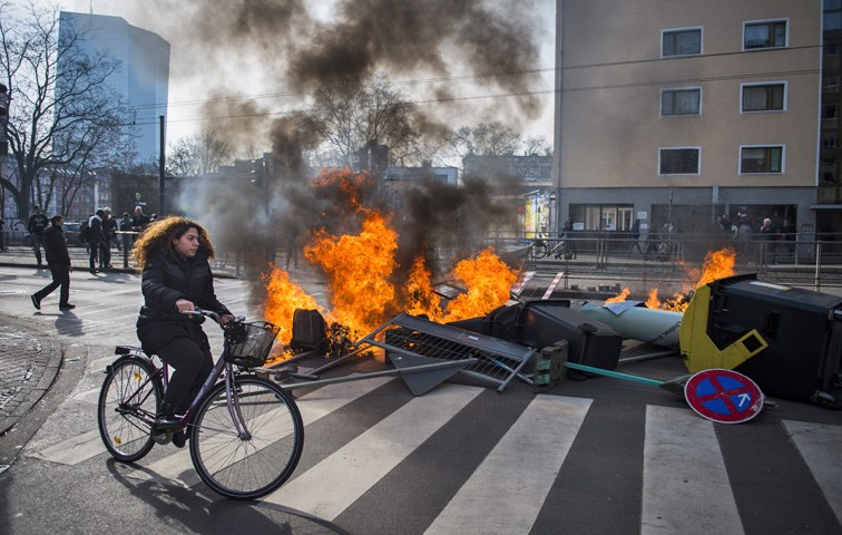 Wieder ein Beispiel für eine verfälschende Darstellung in den Medien: Die Blockupy-Proteste in Frankfurt
