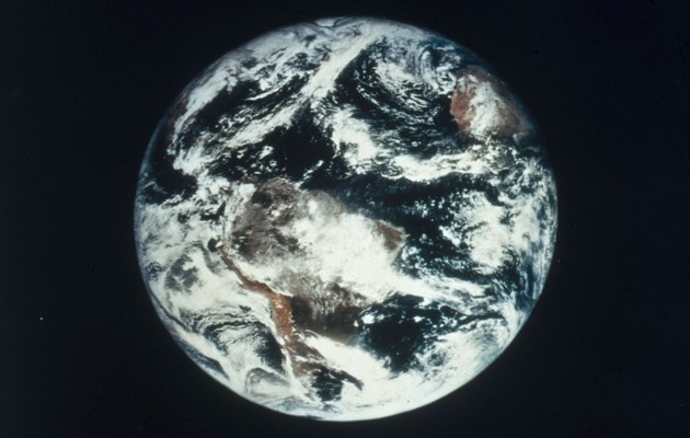 Die erste Farbfotografie der kompletten Erdkugel entstand am 10. November 1967