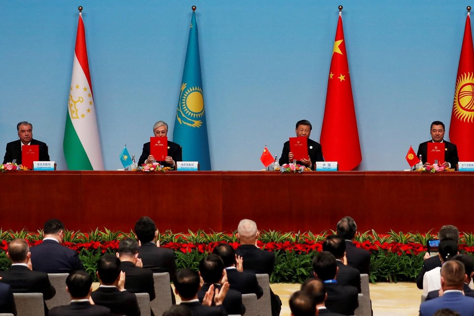Xi’an: Präsident Xi Jinping mit den Staatschefs der zentralasiatischen Republiken Kasachstan, Kirgistan, Usbekistan, Tadschikistan und Turkmenistan