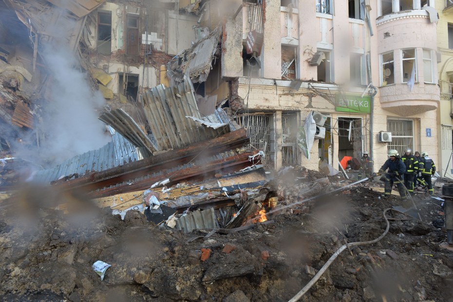 Zerstörungen in Charkiv nach einem russischen Raketenangriff (14.03.2022).