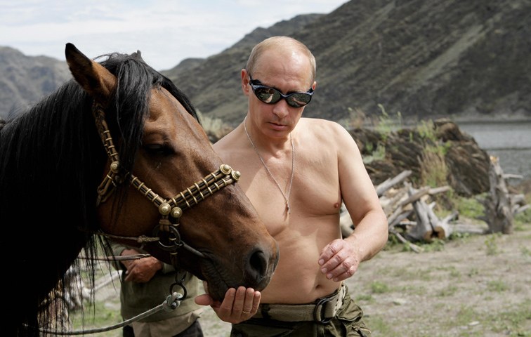Putin in Pose: Der Trickster firmiert als Verwandler
