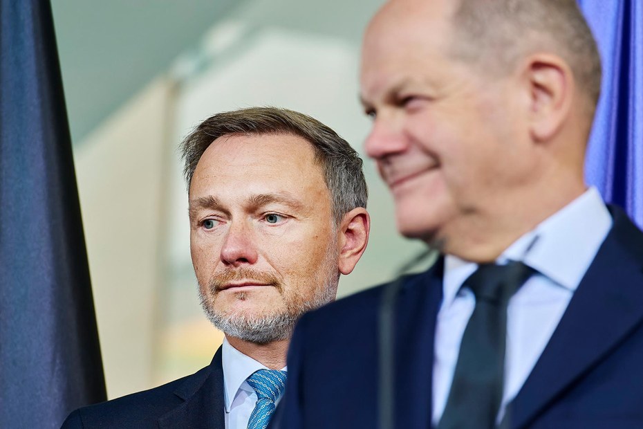 Finanzminister Christian Lindner (FDP) und Kanzler Olaf Scholz (SPD): Welcher Sparer steht hier im Schatten von welchem Sparer?