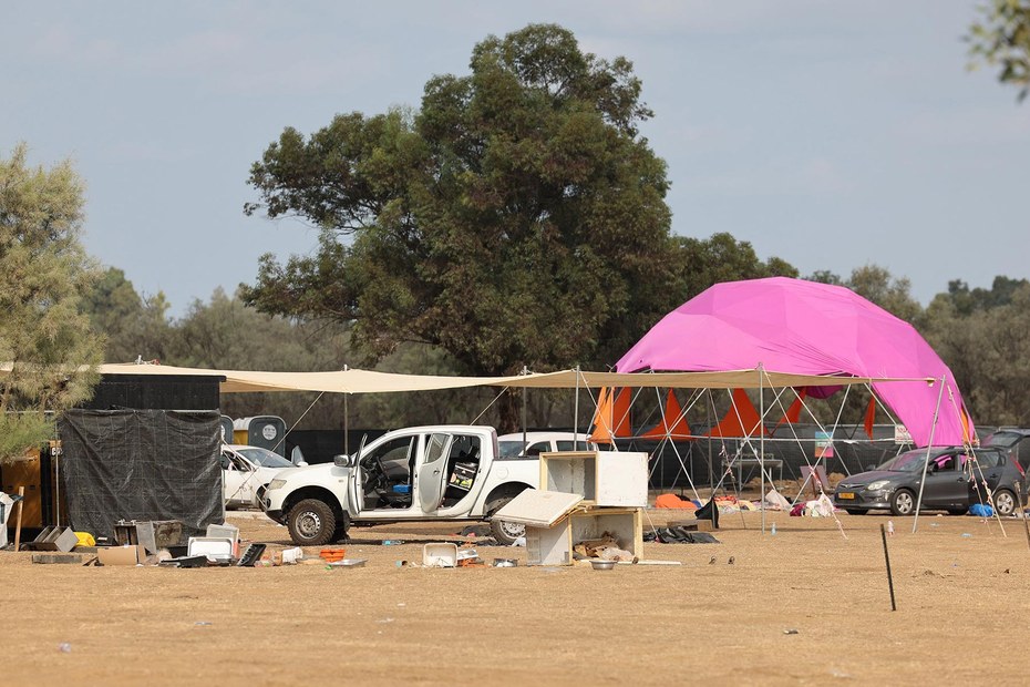 Hinrichtung in der Wüste: Auf dem „Supernova“ Festival in der Negev-Wüste ermordeten Terroristen der Hamas 260 Besucher:innen