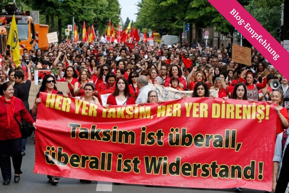 Demonstrierende in Kreuzberg am 16 Juni
