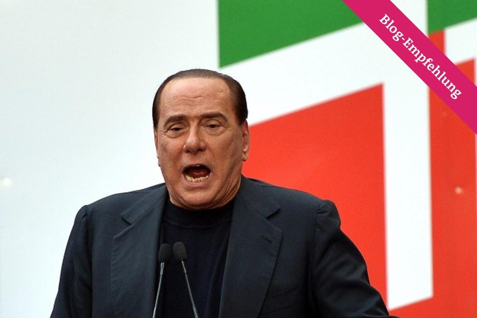 Spricht für sich selbst: Berlusconi auf einer Unterstützer-Demonstration seiner Partei Volk der Freiheit (PdL – Il Popolo della Libertà) am 4. August