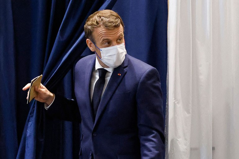Macron klar abgewählt