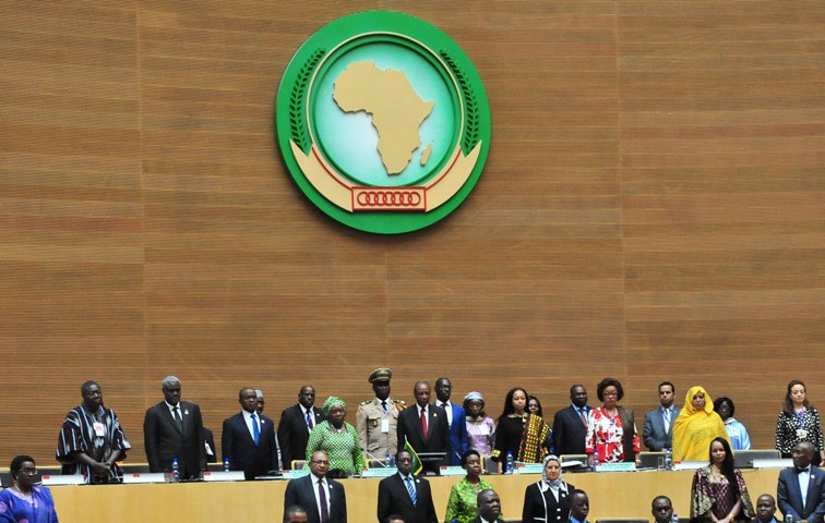 Die Afrikanische Union empfiehlt die Abkehr von Den Haag