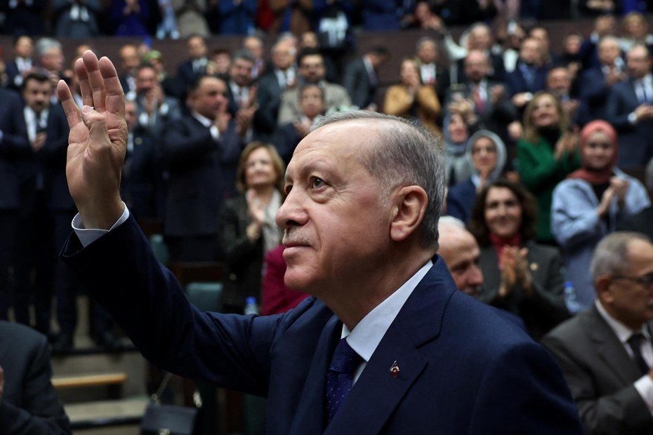 Der türkische Präsident Erdoğan strebt eine Partnerschaft mit Syrien an, es stehen schließlich Wahlen an