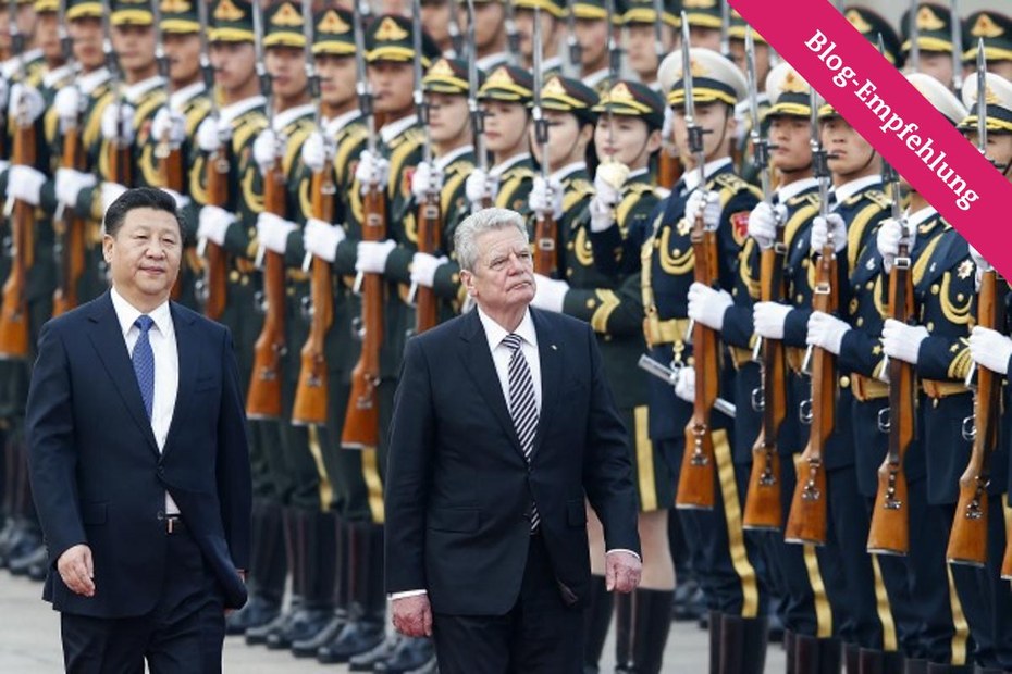 Bundespräsident Joachim Gauck zusammen mit Chinas Präsident Xi Jinping (l.). Nach der Einigung der EU mit der Türkei ist das Einfordern von Menschrechten mehr denn je eine Gratwanderung
