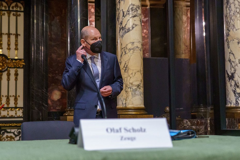 Olaf Scholz ist nach Peer Steinbrück der zweite Kanzlerkandidat der SPD, der mit Cum-Ex in zweifelhafte Berührung kommt