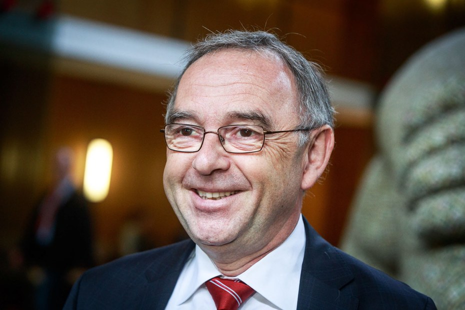 Norbert Walter-Borjans als Finanzminister in NRW im Jahr 2014