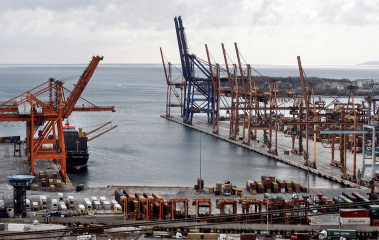 Soll privatisiert werden: der Hafen von Piräus