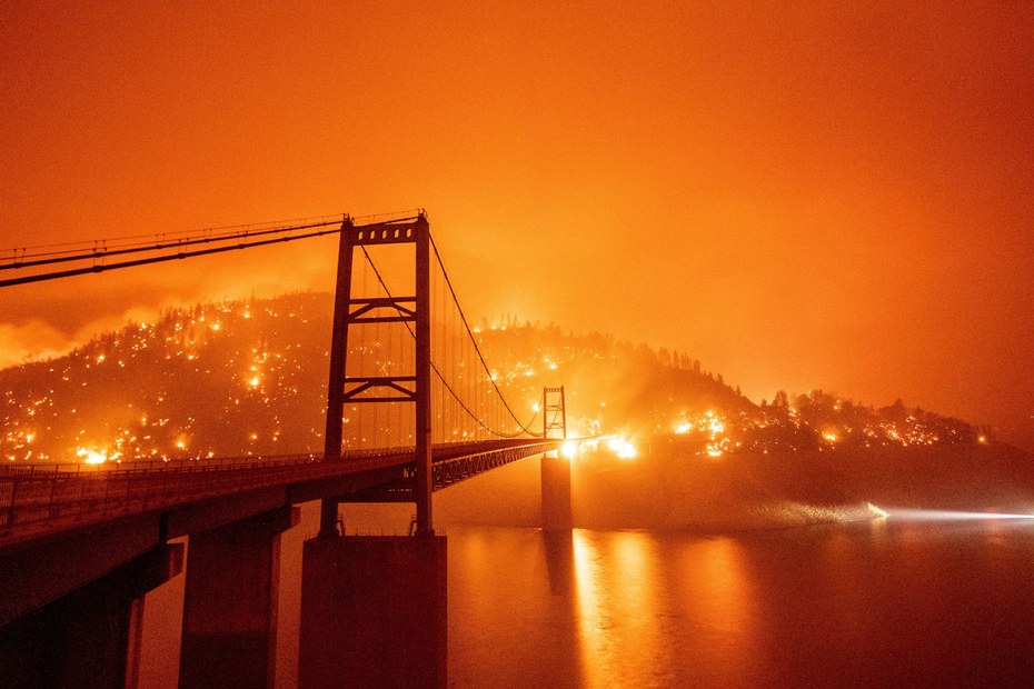 Die Bidwell Bar Bridge im kalifornischen Oroville: Der US-Bundesstaat steht gerade am Anfang der Waldbrandsaison, und schon jetzt wurden alle Rekorde übertroffen
