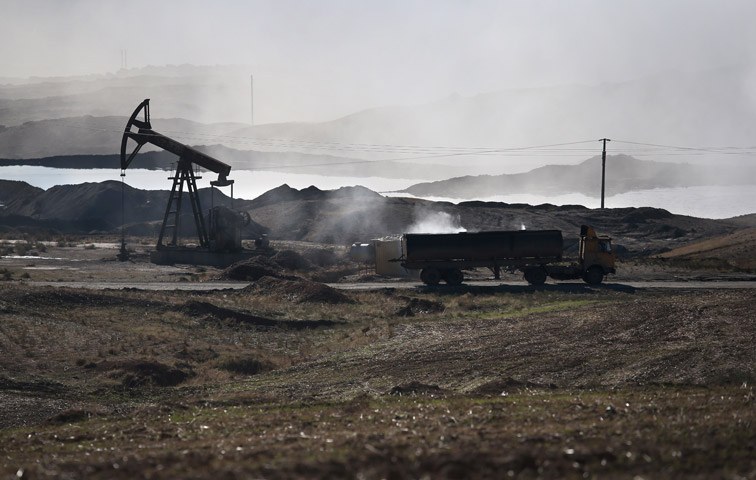 Durch den Handel mit Rohöl verdient der IS Milliarden