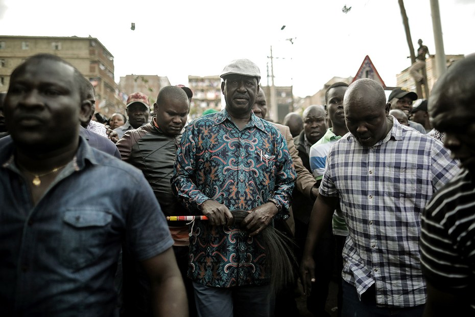 Misserfolge durchziehen Raila Odingas (Mitte) politische Vita mehr als alles andere