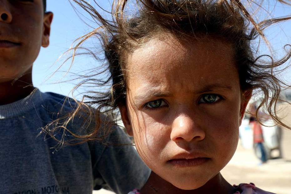 Der Wahnsinn des Lebens hört nie auf: Heimatloses Mädchen in Raqqa