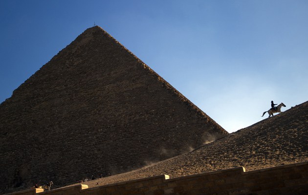 Pyramiden lassen sich mit der neuen Verfassung kaum versetzen 