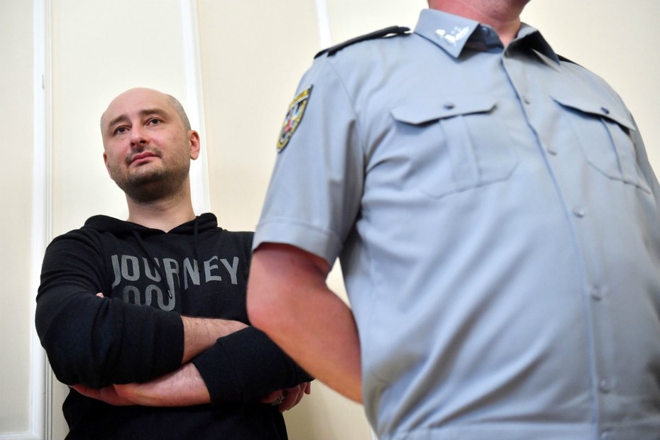 Putzmunterer Stargast: Arkadi Babtschenko bei der Pressekonferenz zum fingierten Mord an ihm