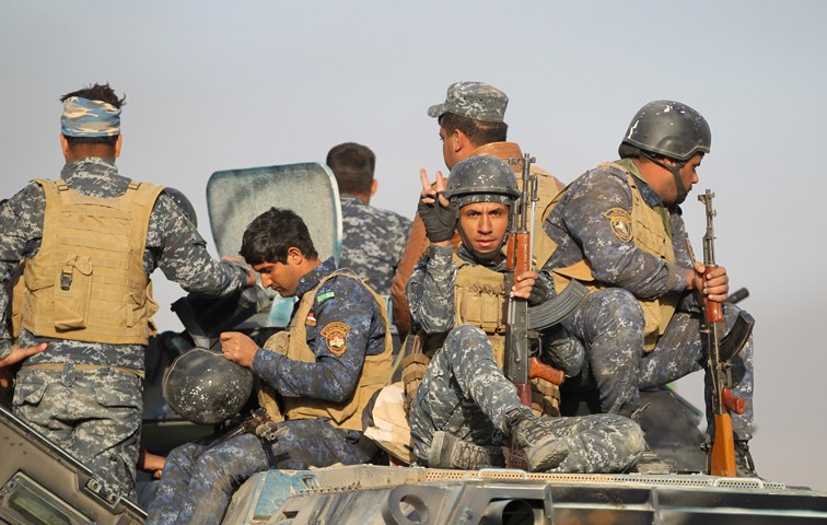 Irakische Einheiten in al-Shourah, gut 50 Kilometer südlich von Mossul