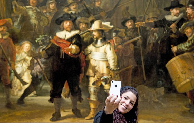 Jederzeit ein Selfie wert: Rembrandts „Nachtwache“ im Rijksmuseum Amsterdam