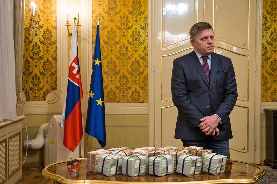 Der slowakische Ministerpräsident Robert Fico warnte auf einer Pressekonferenz davor, „eine Tragödie politisch auszunutzen“