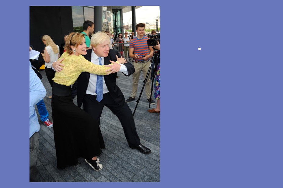 Boris Johnson ist sich bekanntlich für nichts zu schade – also tanzt er auch stets ungeniert