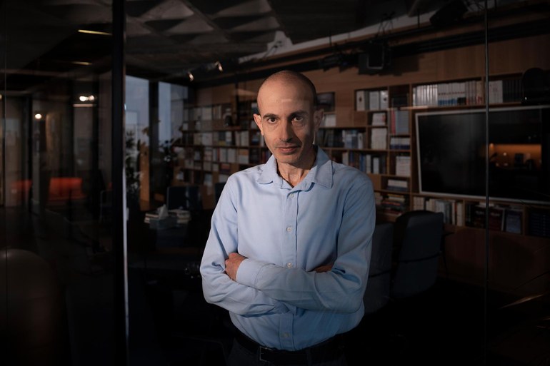 Yuval Noah Harari: „Künstliche Intelligenz könnte katastrophale Finanzkrise auslösen“