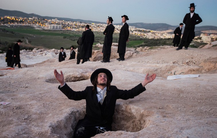 Orthodoxe Juden bei Bet Schemesch im Bezirk Jerusalem