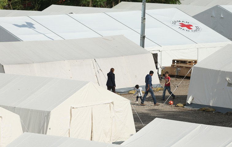 Zumindest im Inneren haben sie ihren Frieden: Flüchtlingsunterkunft in Dresden