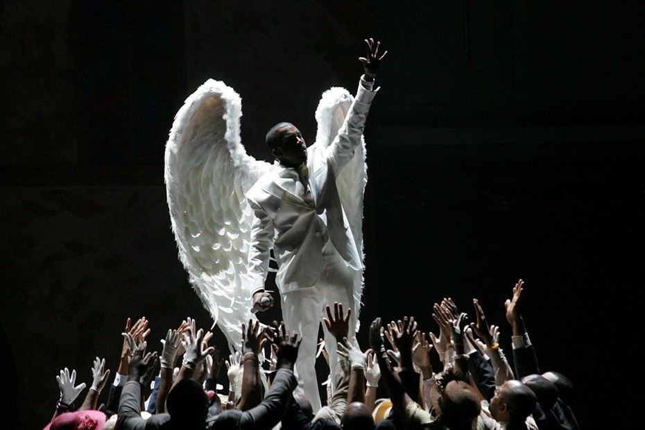 Auch Superstar Kanye West, offiziell Bad Boy und strammer Hetero, fühlt sich heftig zu Jesus hingezogen
