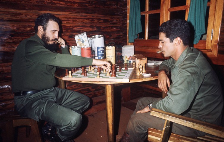 In der Sicht auf Fidel Castro schwang anfangs viel Idealismus und Romantik mit