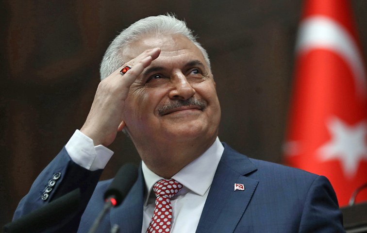 Ganz auf Linie: der neue Parteivorsitzende der AKP Binali Yıldırım