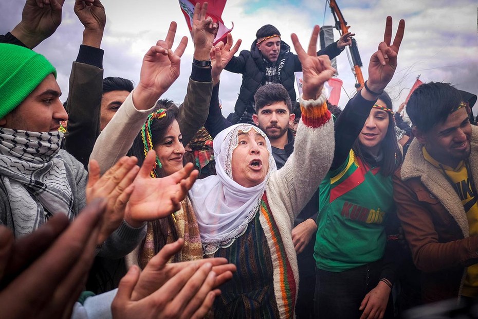 März 2022 in Istanbul: Kurd*innen demonstrieren zum Frühjahrsfest Nouruz für ihre Unabhängigkeit