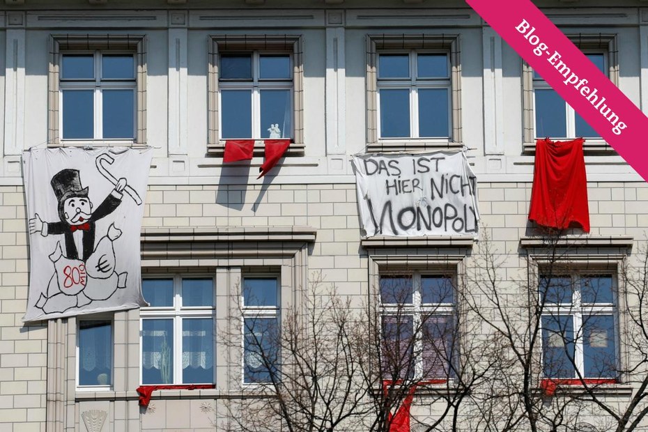 Proteste gegen den Verkauf von Wohnungen auf der Karl-Marx-Straße in Berlin