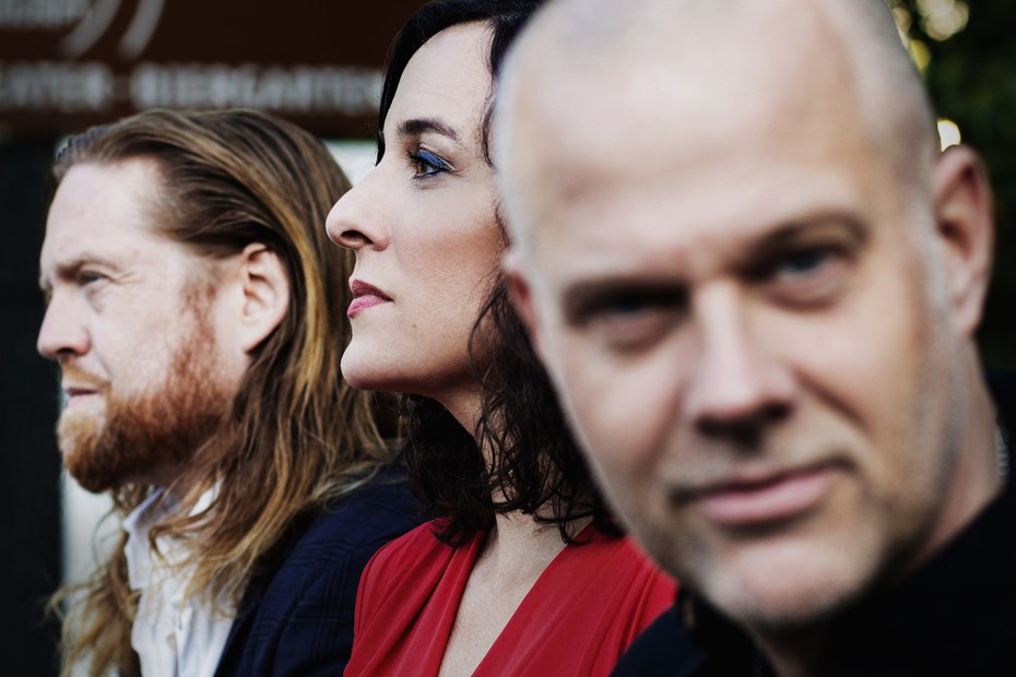 Lisa Bassenge mit ihrem Trio (Jacob Karlzon und Andreas Lang)