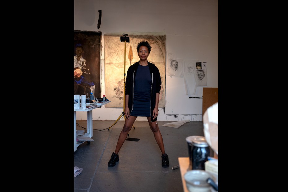 Kara Walker in ihrem Atelier in New York (2019)