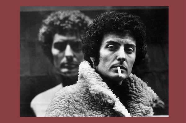 Alice Springs: Die Frau neben Newton