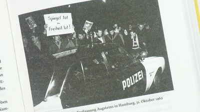 "Sagen, was ist"