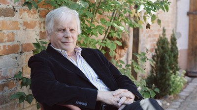 Zwischen Philosophie und Weltliteratur