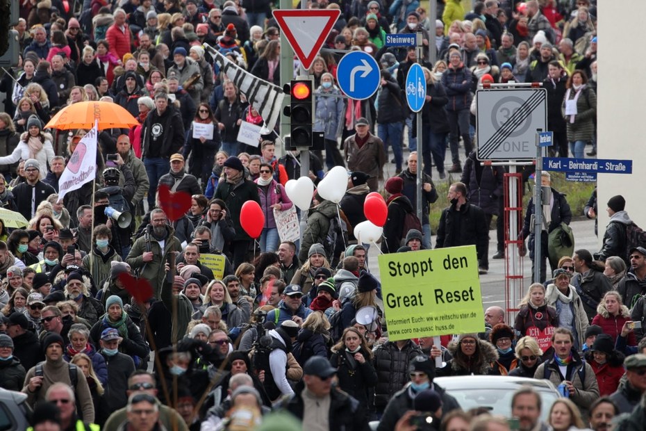 Protestierende auf einer Querdenker-Demonstration in Kassel im März 2021