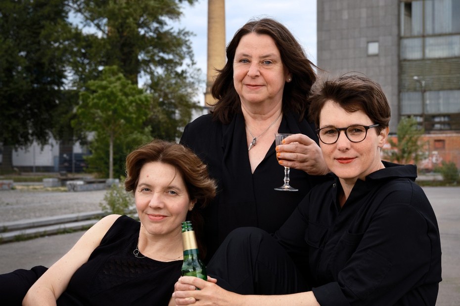 Die Autorinnen: Annett Gröschner, Peggy Mädler und Wenke Seemann
