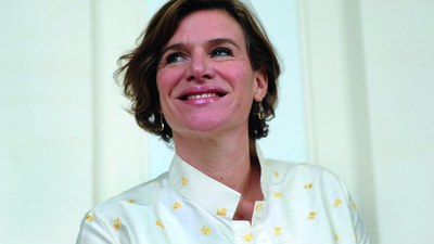 Die Autorin im Portrait
